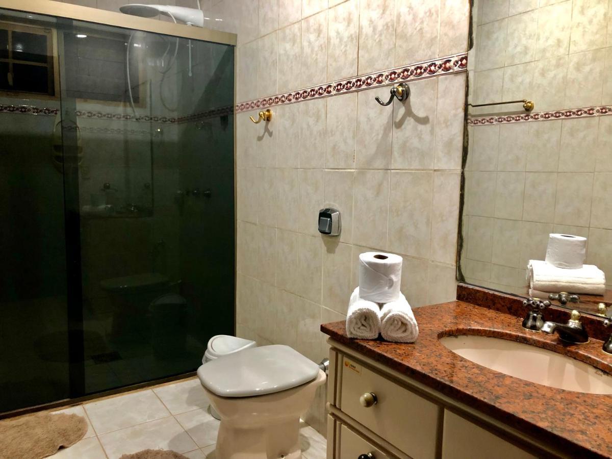 הוילה פוז דו איגואסו Casa Com Piscina Proximo Atrativos/ Wifi/ Garagem מראה חיצוני תמונה
