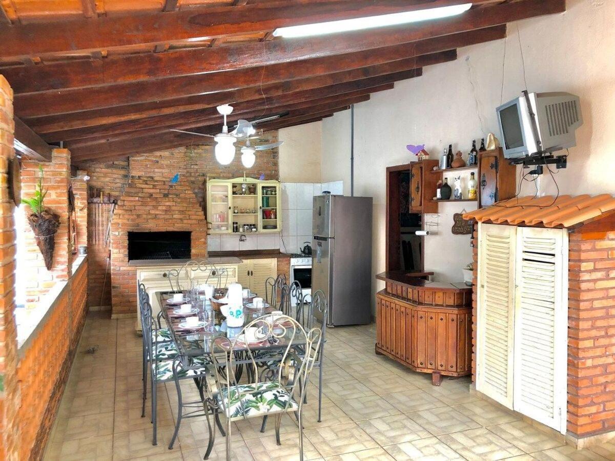 הוילה פוז דו איגואסו Casa Com Piscina Proximo Atrativos/ Wifi/ Garagem מראה חיצוני תמונה